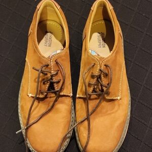 Johnston & Murphy Tan Dress Shoes with Suede Finish
